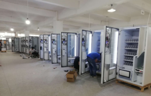 Nhân viên kỹ thuật bảo trì máy bán hàng