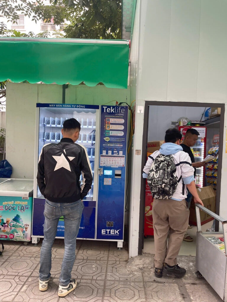 máy bán hàng tự động tại bệnh viện