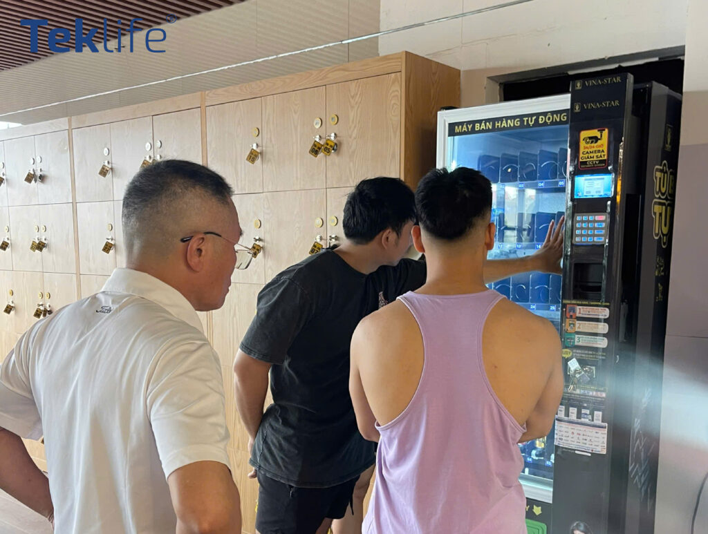 máy bán hàng tự động