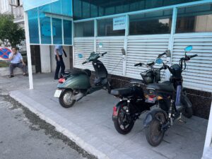 sạc pin xe máy điện