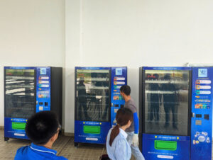 máy bán hàng tự động