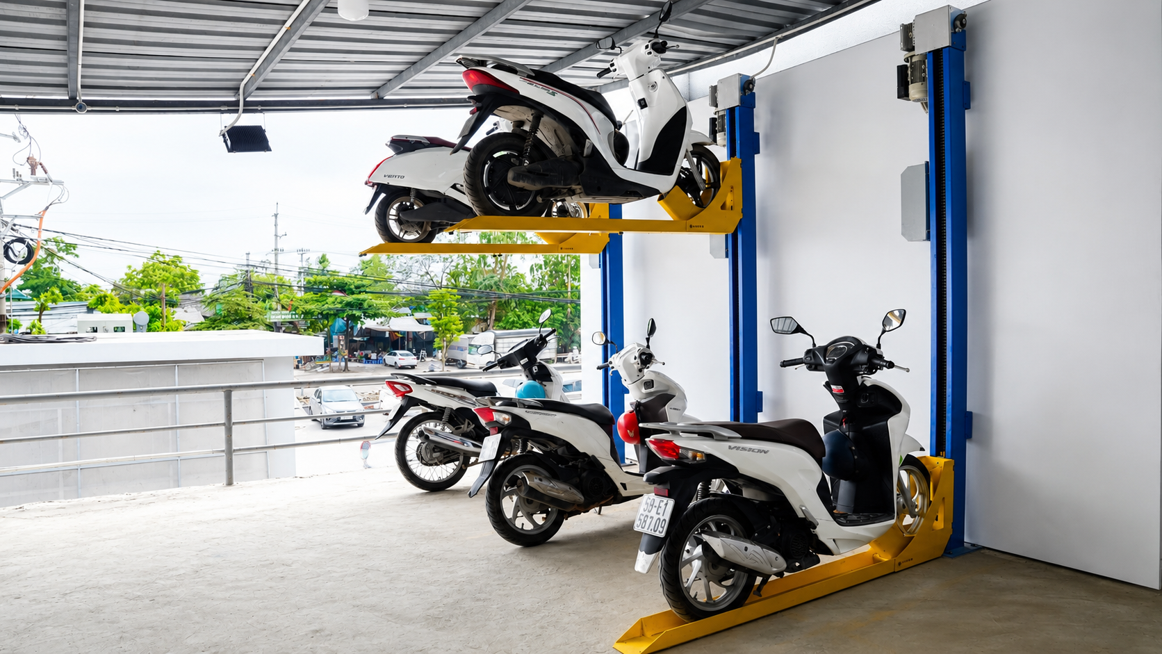 cầu nâng xe máy